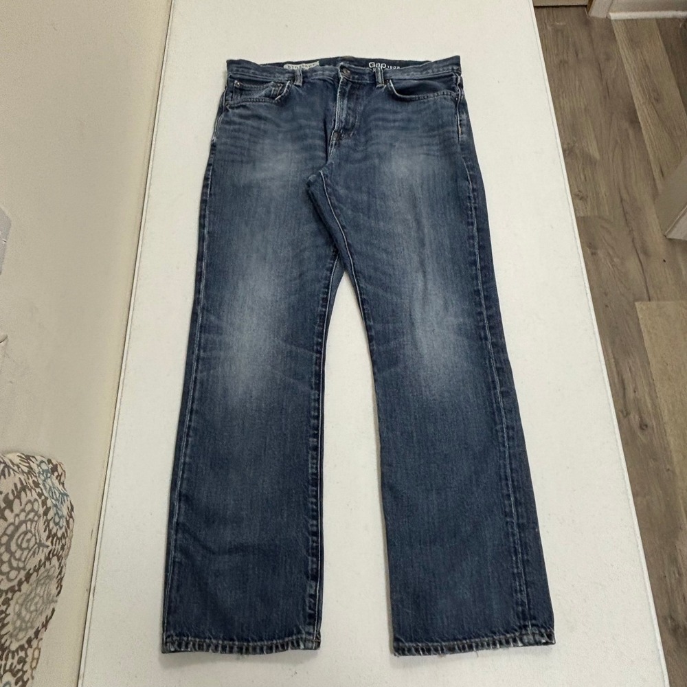 Gap 1969 Mens Straight Fit Blue Denim Jeans 35x32 Medium Wash Cotton 7138